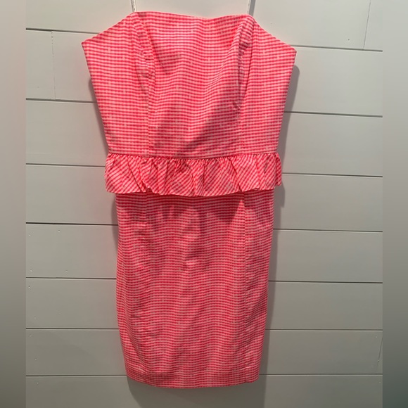 Lilly Pulitzer Dresses & Skirts - Lilly Pulitzer, size 8 hot pink gingham pencil dress, with cute ruffle detail.